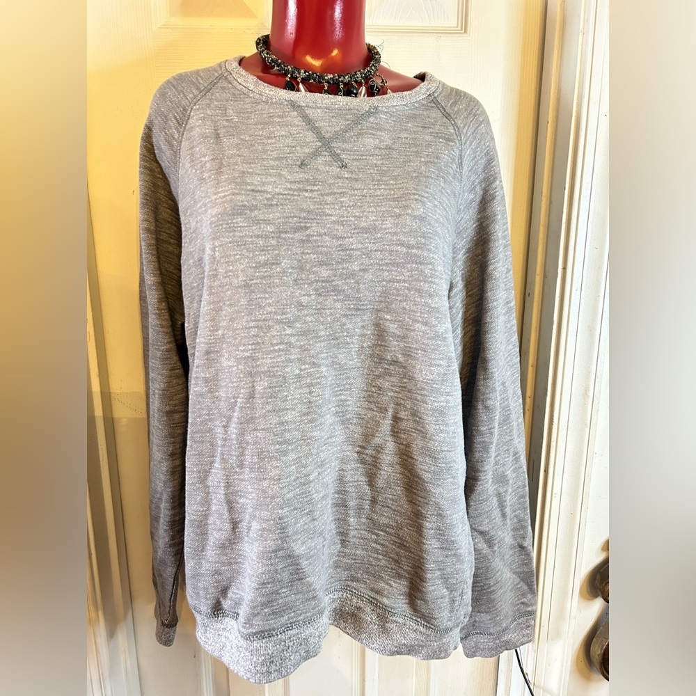 BLACK JACK WOMENS GRAY SWEAT SHIRT  SIZE XL- EXCELLENT